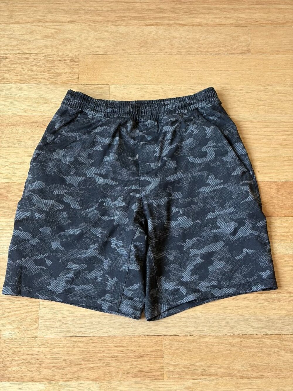 Lululemon Pace Breaker Linerless Short 9"